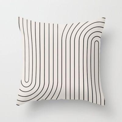 Minimal Line Curvature Black and White I Throw Pillow With Insert-24"x24"